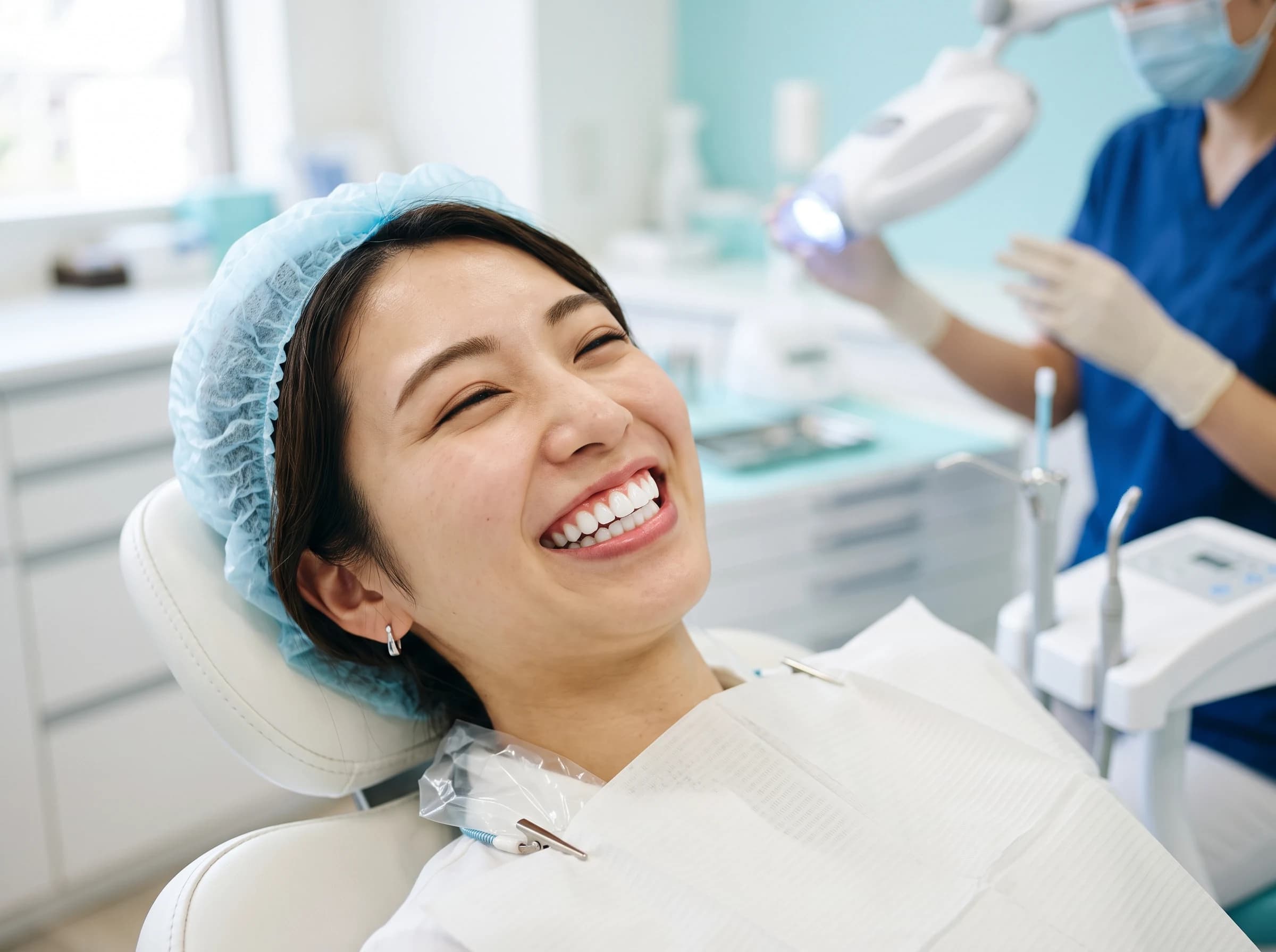 歯科医院での本格ホワイトニング施術の様子