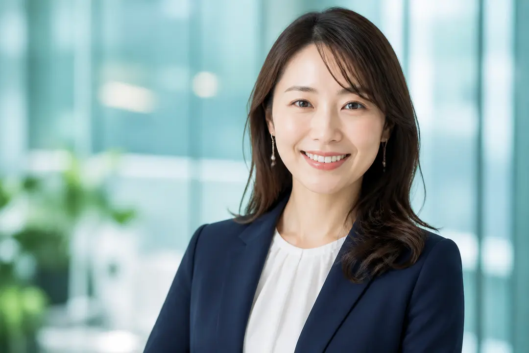 笑顔の女性